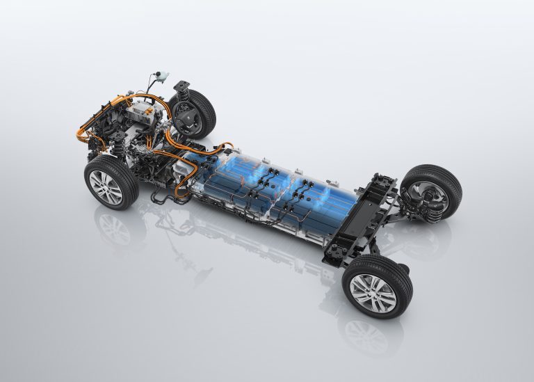 Peugeot e-Expert Combi: immagini ufficiali