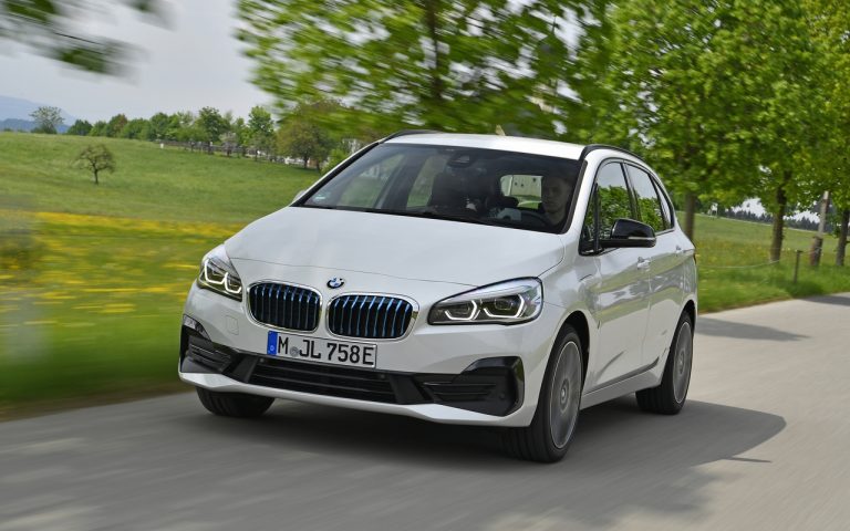 Bmw, gamma elettrificata: immagini ufficiali