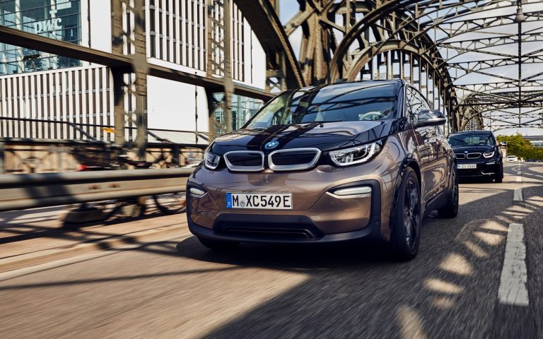 Bmw, gamma elettrificata: immagini ufficiali