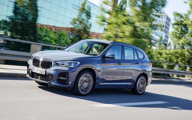 Bmw, gamma elettrificata: immagini ufficiali