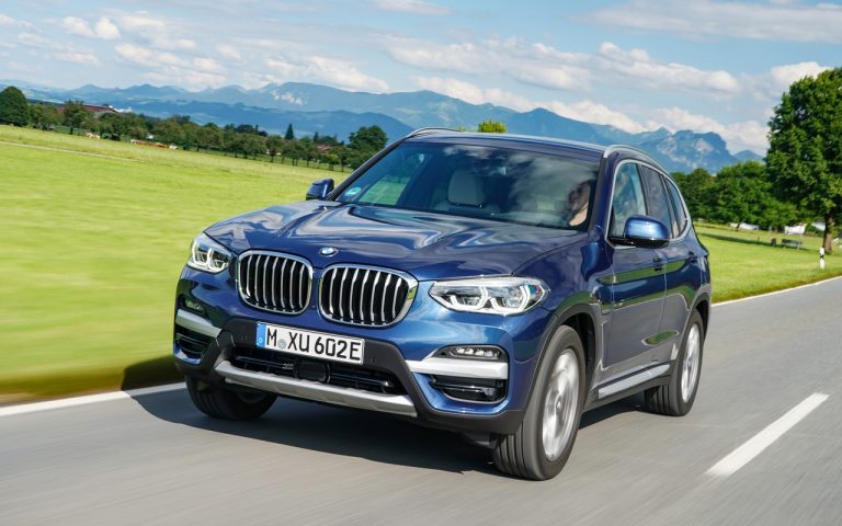 Bmw, gamma elettrificata: immagini ufficiali