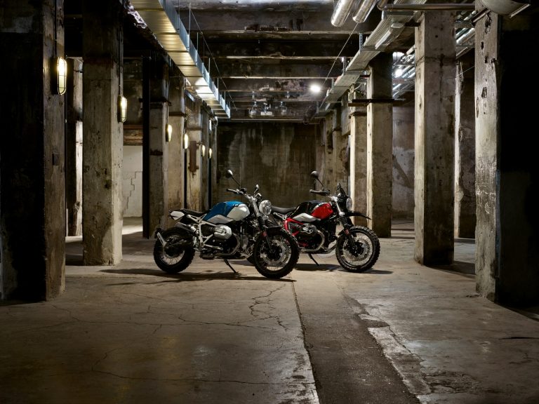 BMW R nine T: immagini ufficiali