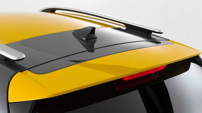Kia Stonic restyling: immagini ufficiali