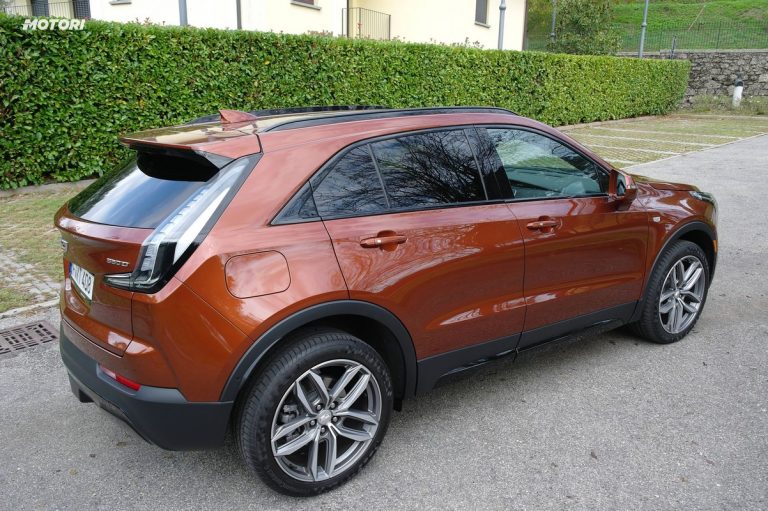 Cadillac XT4: prima prova su strada