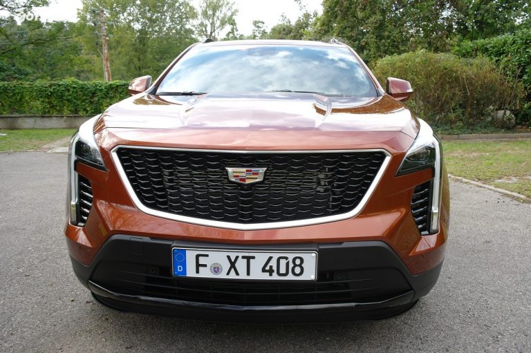 Cadillac XT4: prima prova su strada
