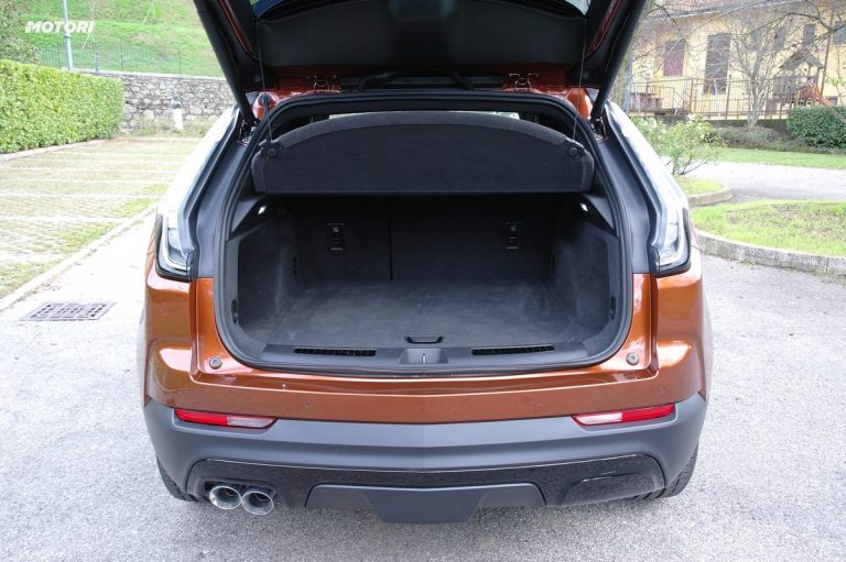 Cadillac XT4: prima prova su strada