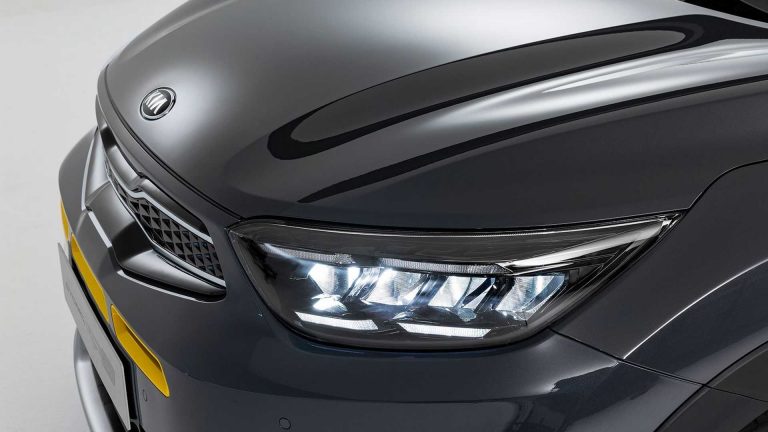 Kia Stonic restyling: immagini ufficiali