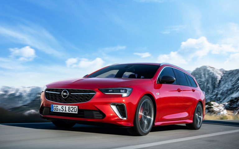 Nuova Opel Insignia 2020: immagini ufficiali