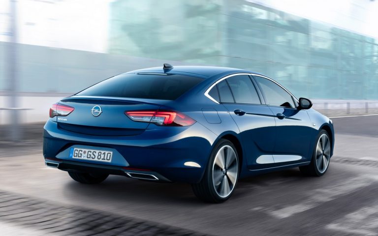 Nuova Opel Insignia 2020: immagini ufficiali