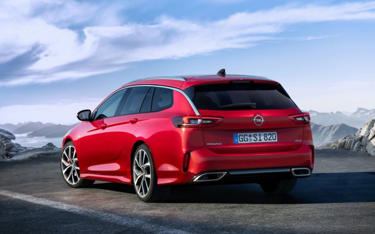 Nuova Opel Insignia 2020: immagini ufficiali
