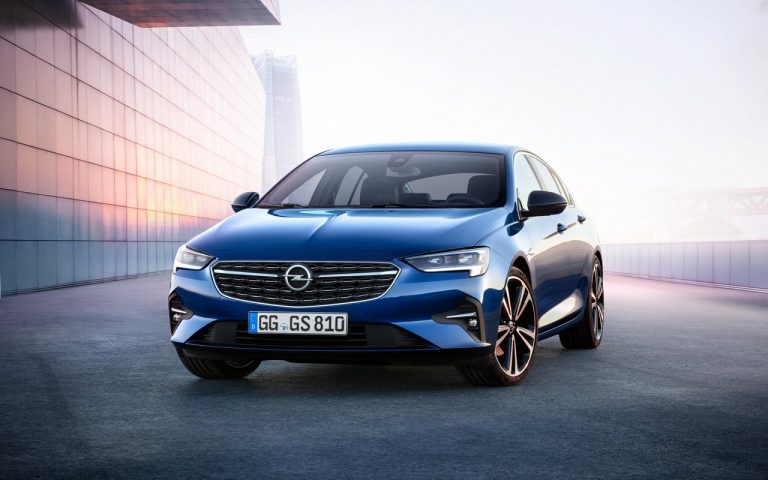 Nuova Opel Insignia 2020: immagini ufficiali