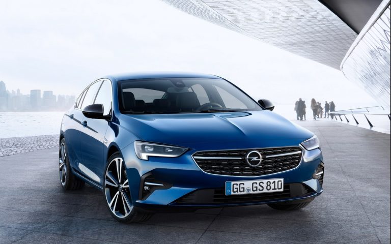 Nuova Opel Insignia 2020: immagini ufficiali