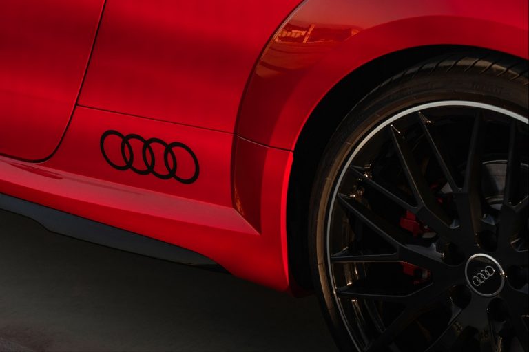 Audi TTS Competition Plus 2021: immagini ufficiali