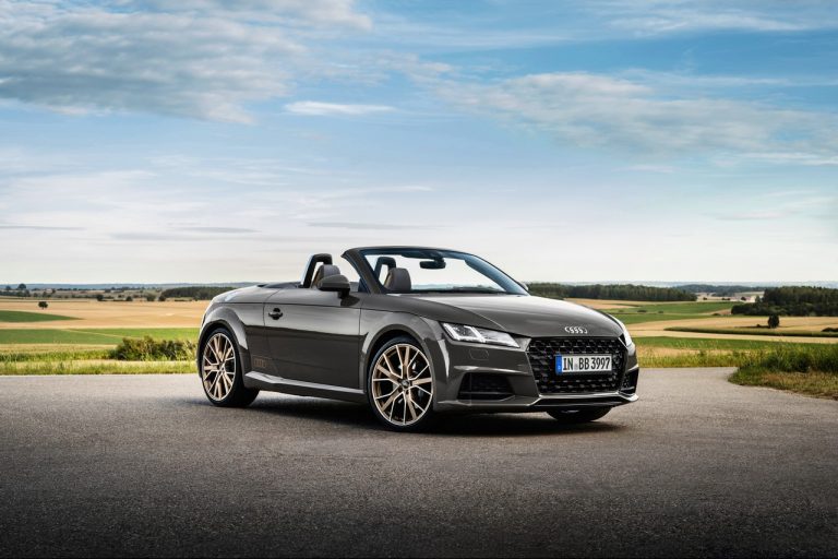 Audi TT Coupé e Roadster Bronze Selection 2021: immagini ufficiali