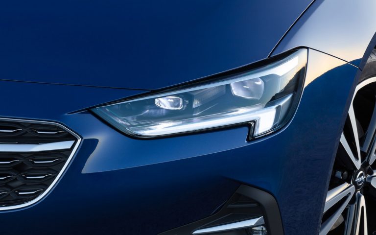 Nuova Opel Insignia 2020: immagini ufficiali