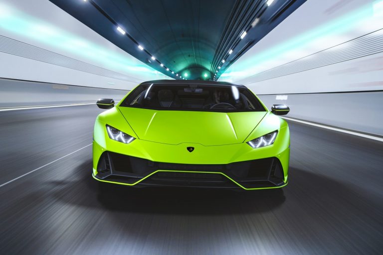 Lamborghini Huracán EVO Fluo Capsule: immagini ufficiali
