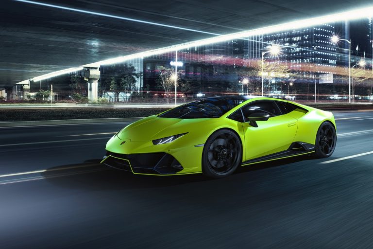 Lamborghini Huracán EVO Fluo Capsule: immagini ufficiali