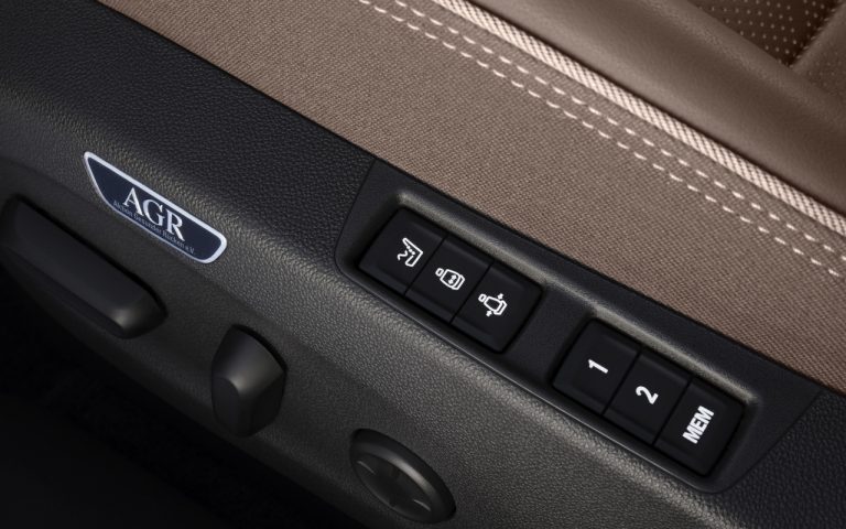 Nuova Opel Insignia 2020: immagini ufficiali