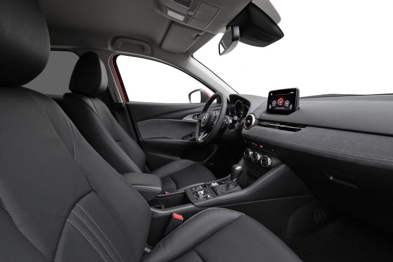 Nuova Mazda CX-3 2021: immagini ufficiali