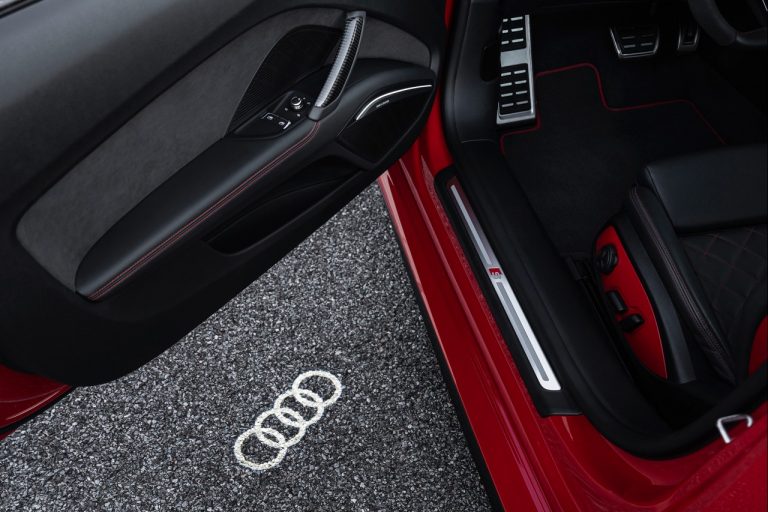 Audi TTS Competition Plus 2021: immagini ufficiali