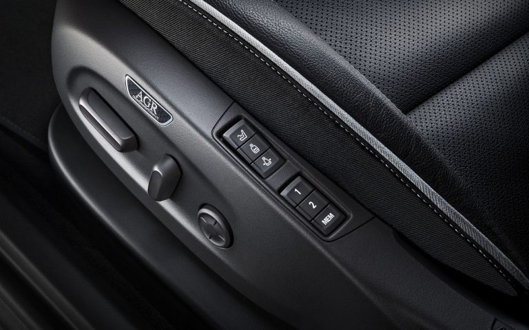 Nuova Opel Insignia 2020: immagini ufficiali