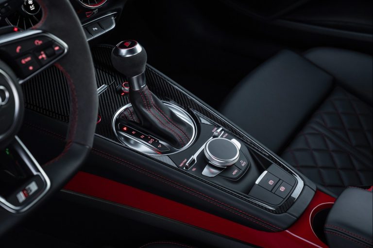 Audi TTS Competition Plus 2021: immagini ufficiali