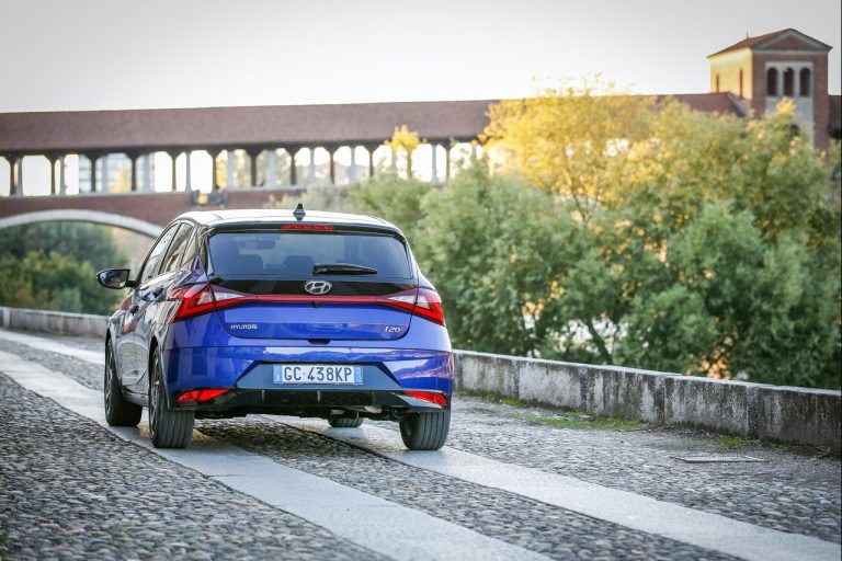 Hyundai i20 2021: immagini ufficiali