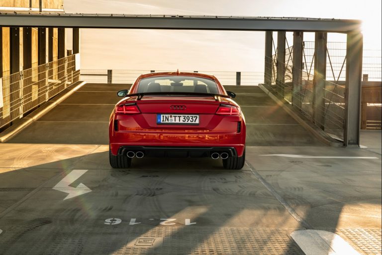 Audi TTS Competition Plus 2021: immagini ufficiali