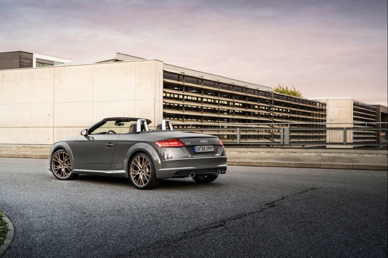 Audi TT Coupé e Roadster Bronze Selection 2021: immagini ufficiali