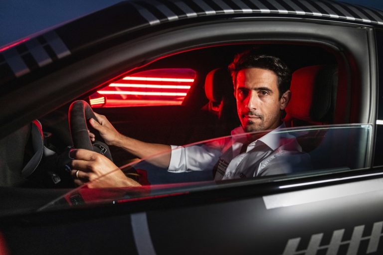 Audi RS e-tron GT: le immagini del prototipo