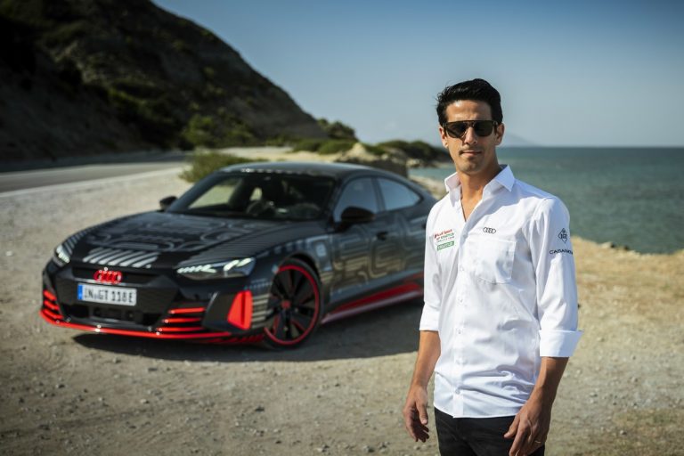 Audi RS e-tron GT: le immagini del prototipo