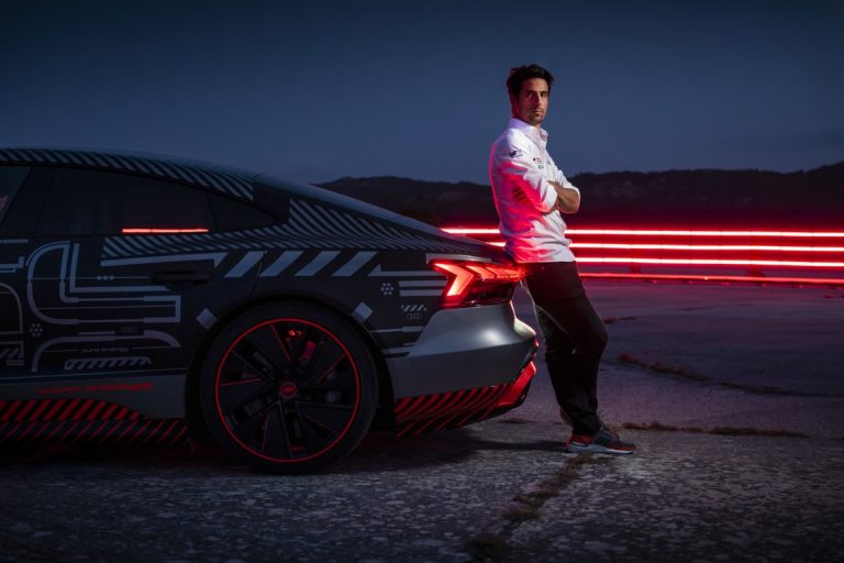Audi RS e-tron GT: le immagini del prototipo
