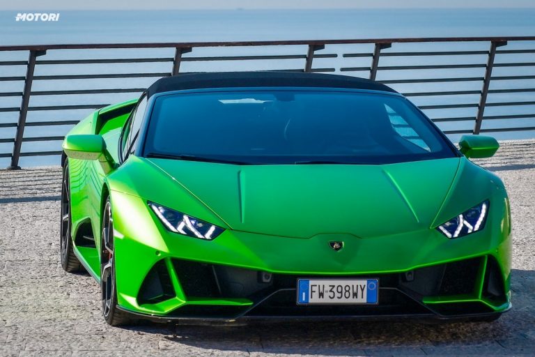 Lamborghini Huracán EVO Spyder: la prova su strada