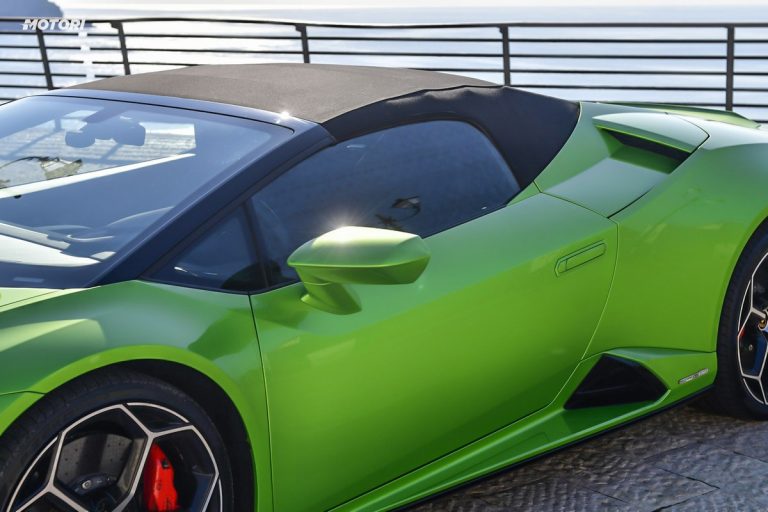 Lamborghini Huracán EVO Spyder: la prova su strada