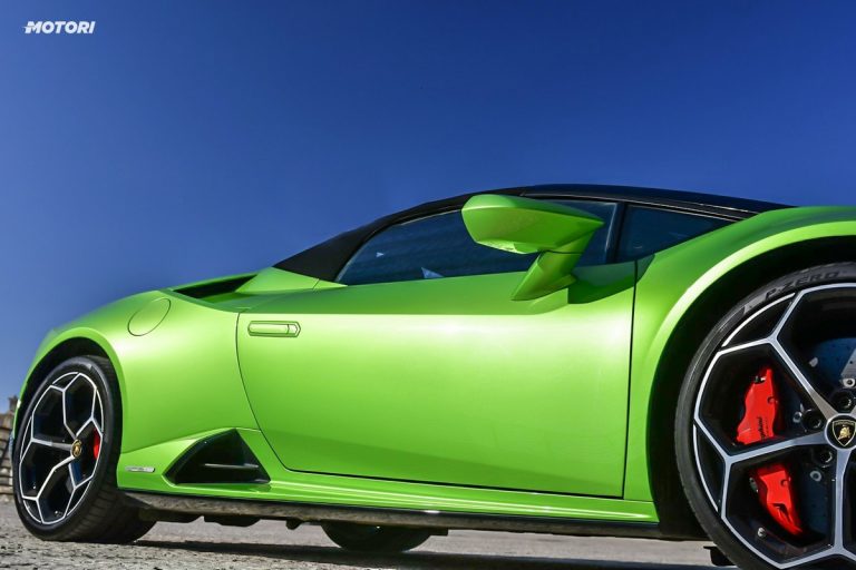 Lamborghini Huracán EVO Spyder: la prova su strada