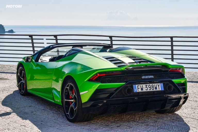 Lamborghini Huracán EVO Spyder: la prova su strada