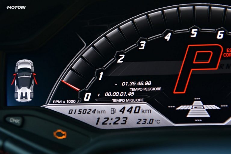 Lamborghini Huracán EVO Spyder: la prova su strada