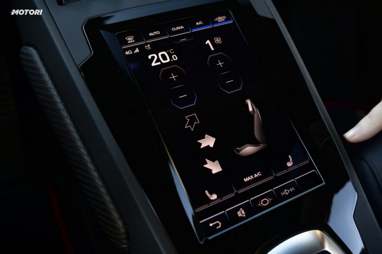 Lamborghini Huracán EVO Spyder: la prova su strada