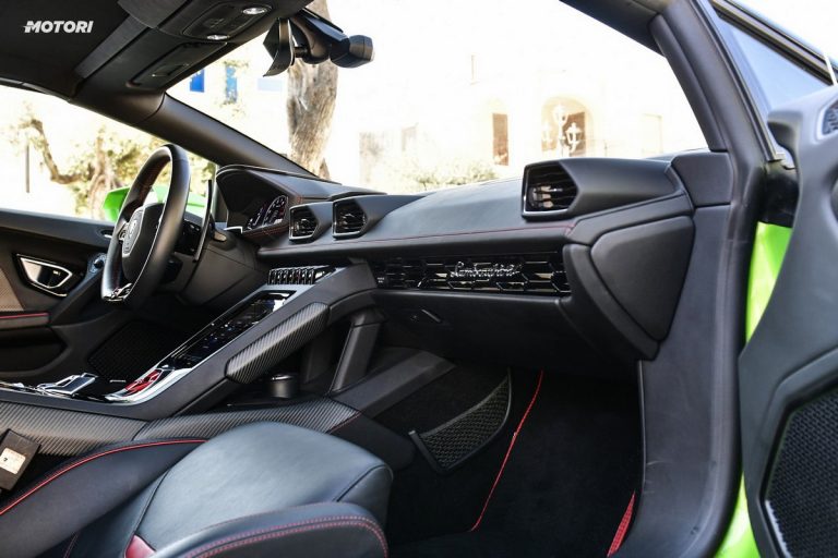 Lamborghini Huracán EVO Spyder: la prova su strada