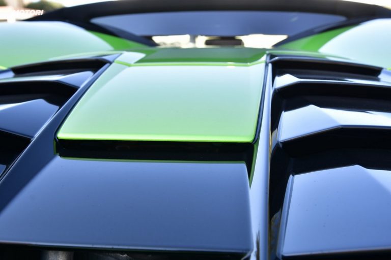 Lamborghini Huracán EVO Spyder: la prova su strada