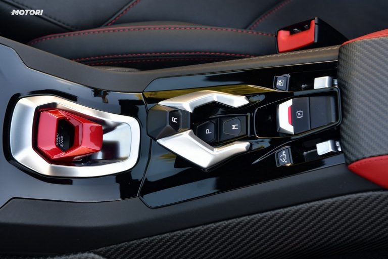 Lamborghini Huracán EVO Spyder: la prova su strada