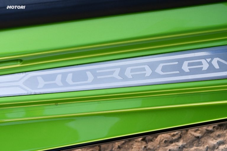 Lamborghini Huracán EVO Spyder: la prova su strada
