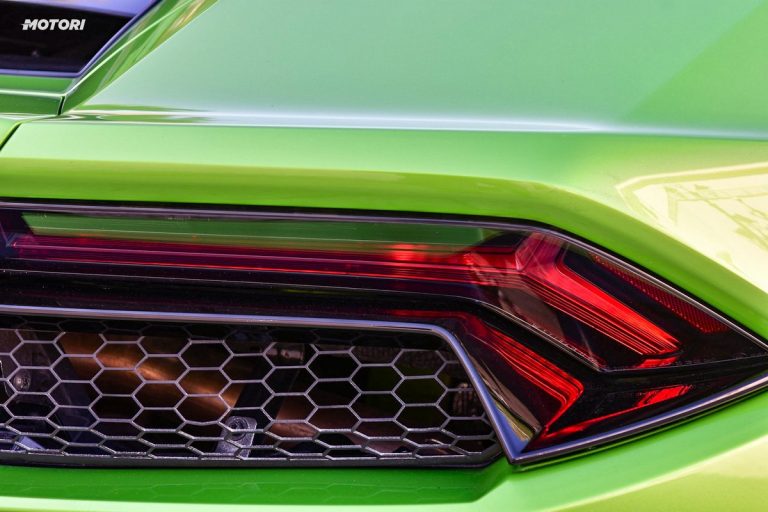 Lamborghini Huracán EVO Spyder: la prova su strada