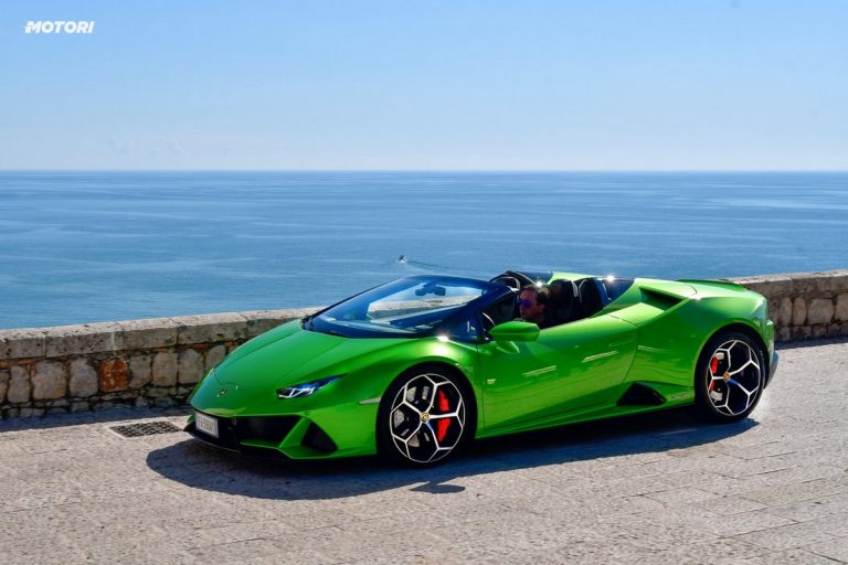 Lamborghini Huracán EVO Spyder: la prova su strada