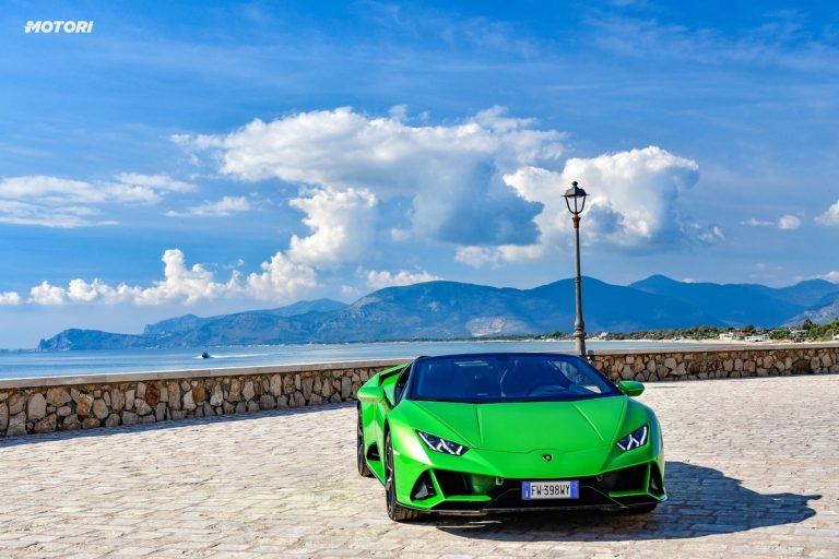 Lamborghini Huracán EVO Spyder: la prova su strada