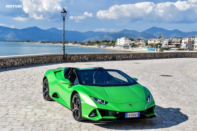Lamborghini Huracán EVO Spyder: la prova su strada