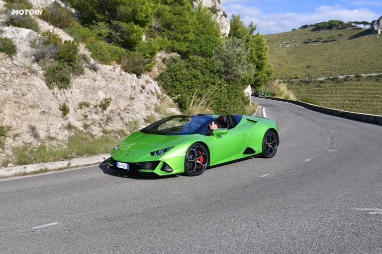 Lamborghini Huracán EVO Spyder: la prova su strada