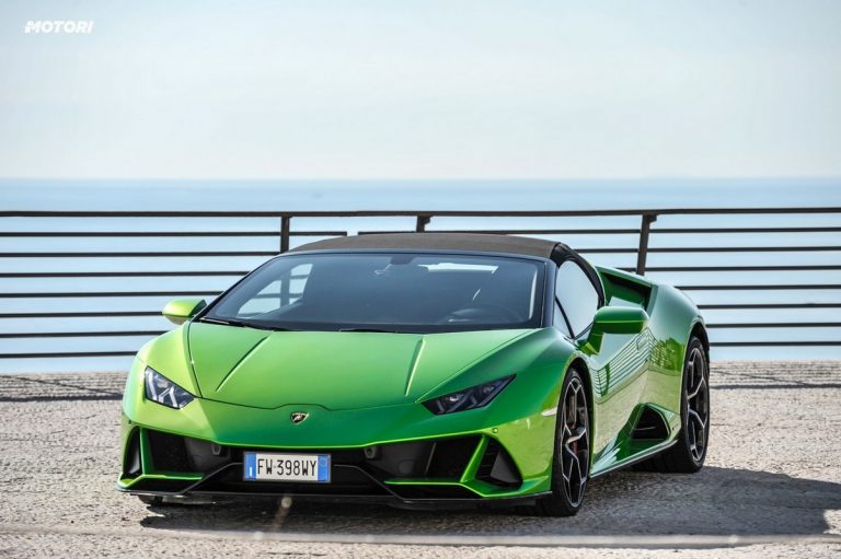 Lamborghini Huracán EVO Spyder: la prova su strada