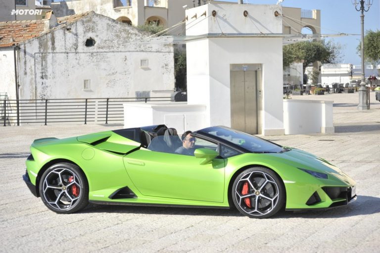 Lamborghini Huracán EVO Spyder: la prova su strada