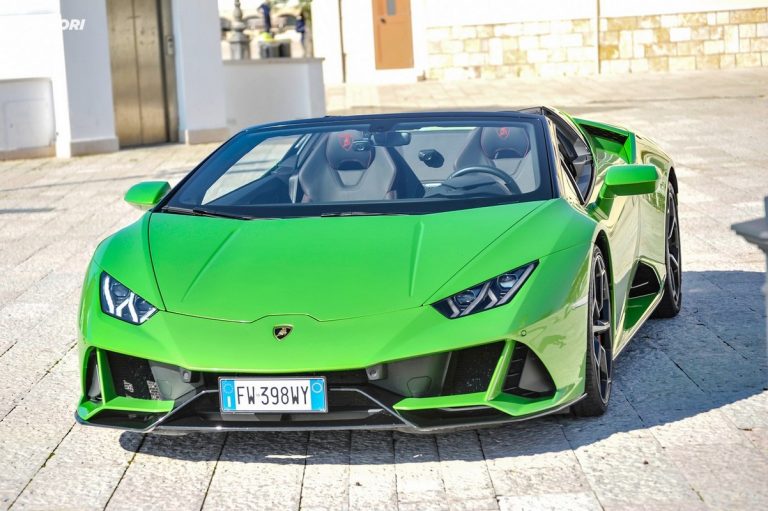Lamborghini Huracán EVO Spyder: la prova su strada